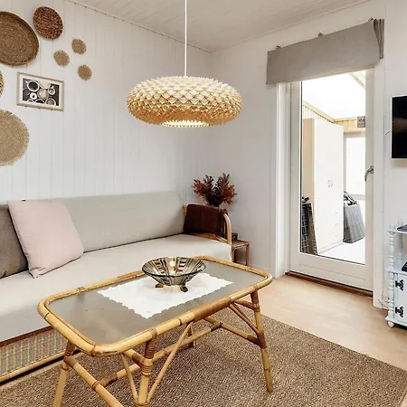 Holiday Xliv Skagen